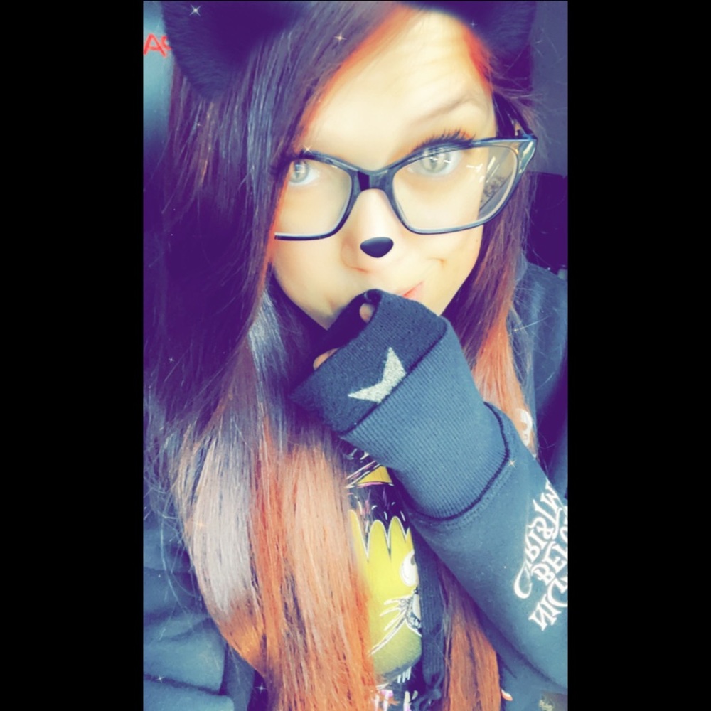 Meet your Posher, Tiffany